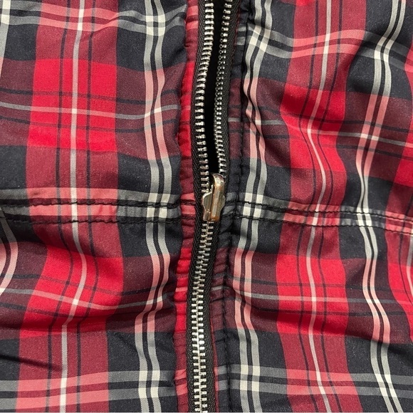 Hurley Red Plaid Puffer Vest Jacket Hooded Ribbed Knit Trim Women’s Large - Picture 7 of 10